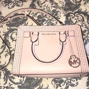 Micheal kors purse